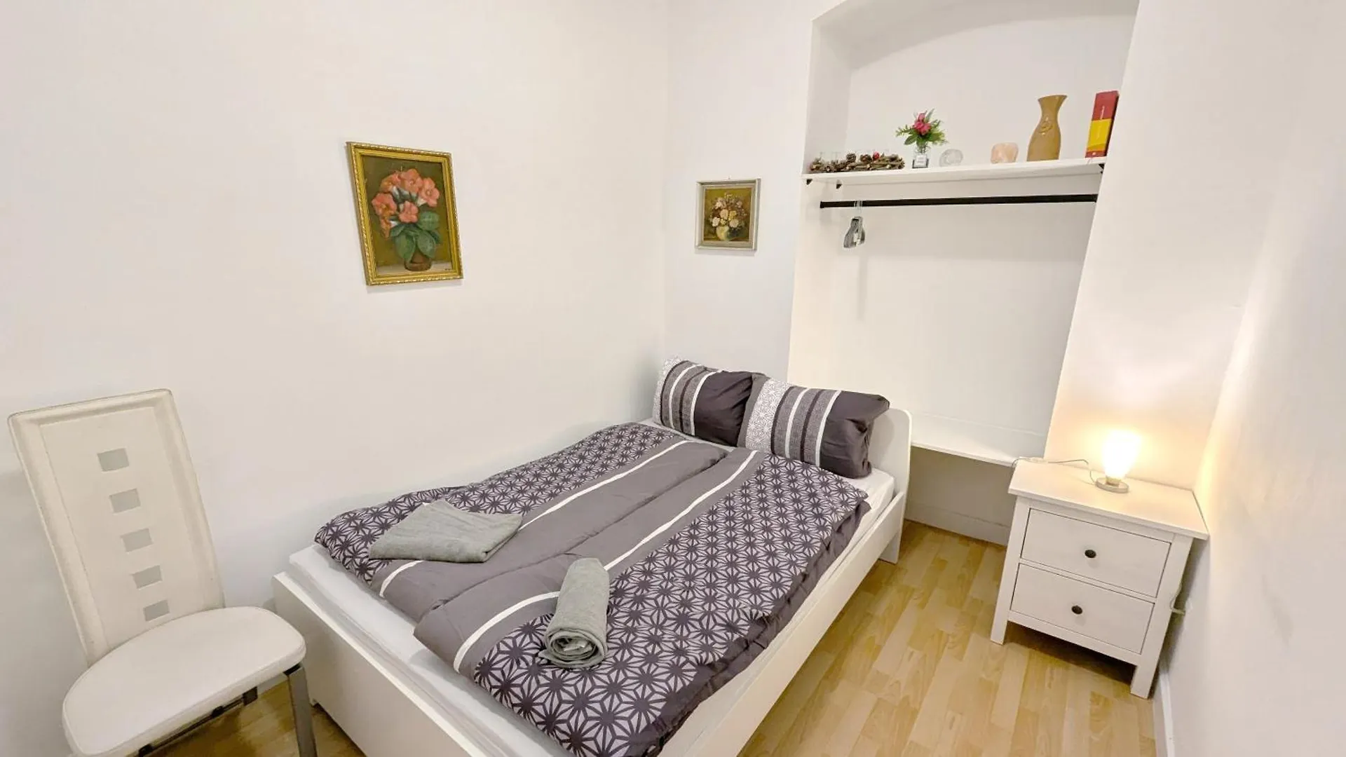 Comfortable Rooms In Lugner City Area Vienna