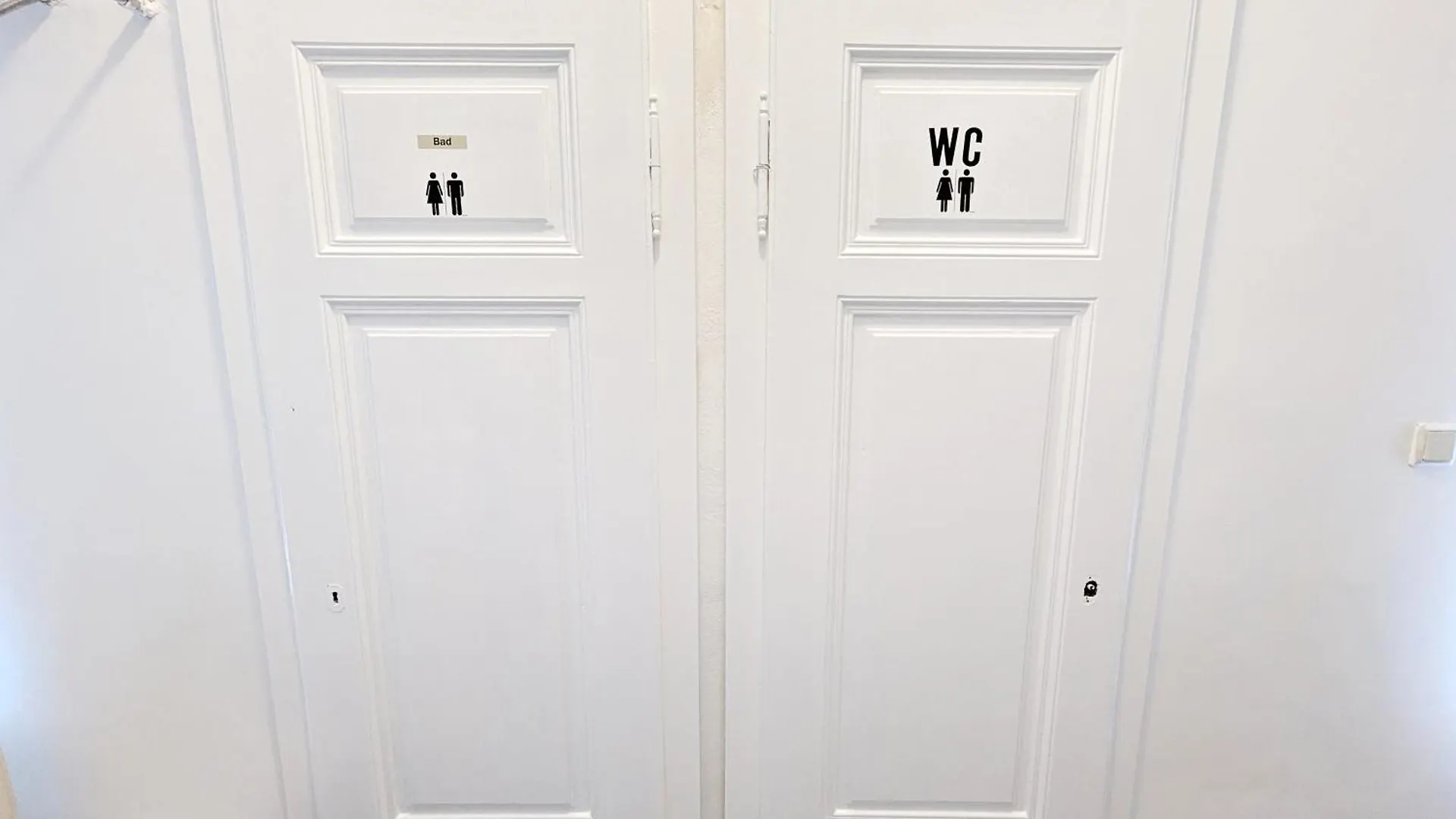 Homestay Comfortable Rooms In Lugner City Area Vienna Austria