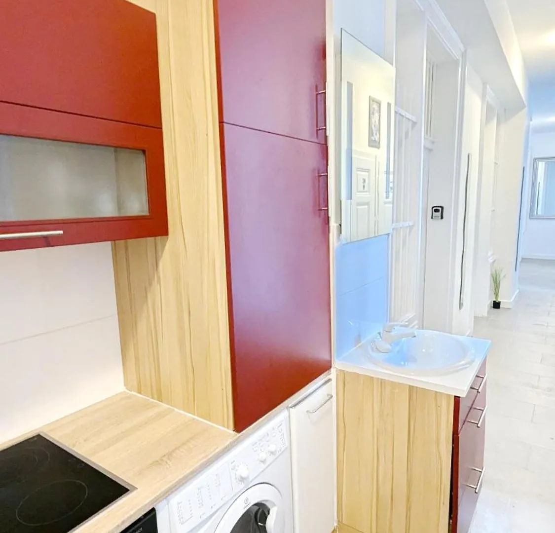 Homestay Comfortable Rooms In Lugner City Area Vienna